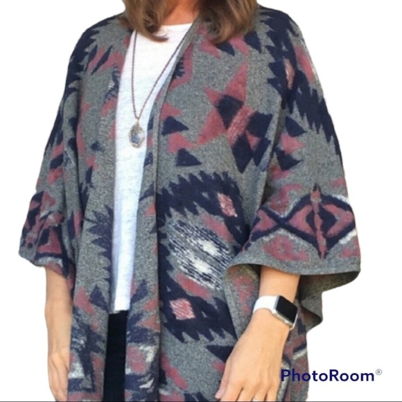 Lucky Brand Open Front Waterfall Aztec Poncho Wrap Shawl Sweater One Size - Picture 1 of 7